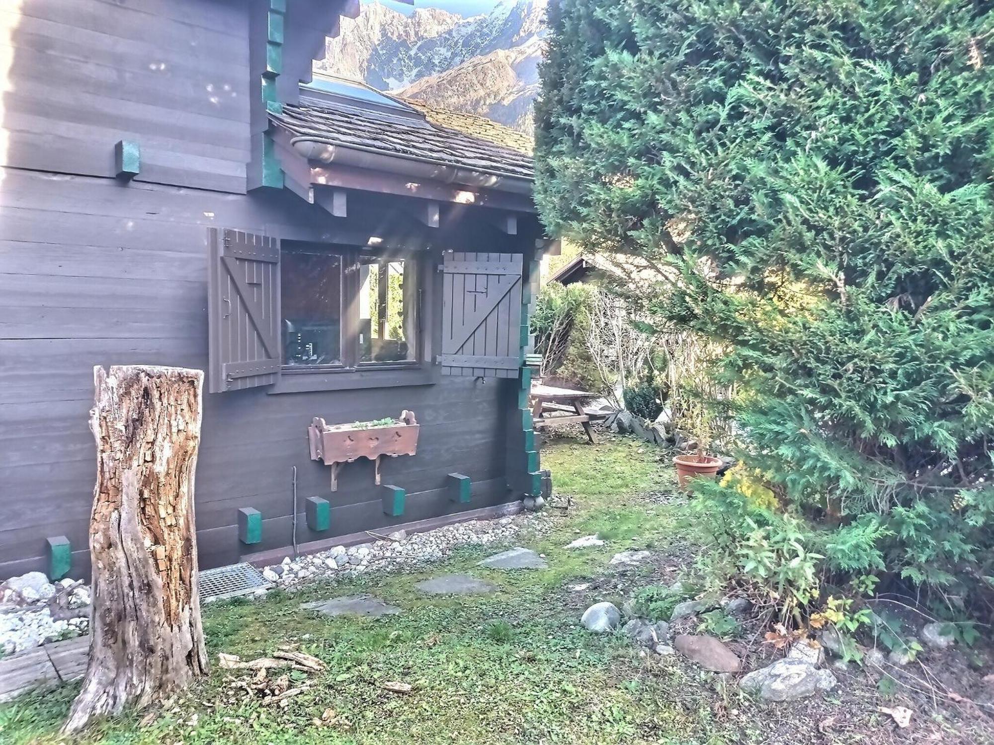Chalet Cosy Petite T3, Jardin, Terrasse, Parking. Chamonix Mont-blanc. *