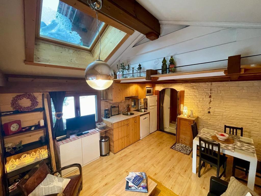 Cosy Petite T3, Jardin, Terrasse, Parking. Chamonix Mont-blanc. Les Houches